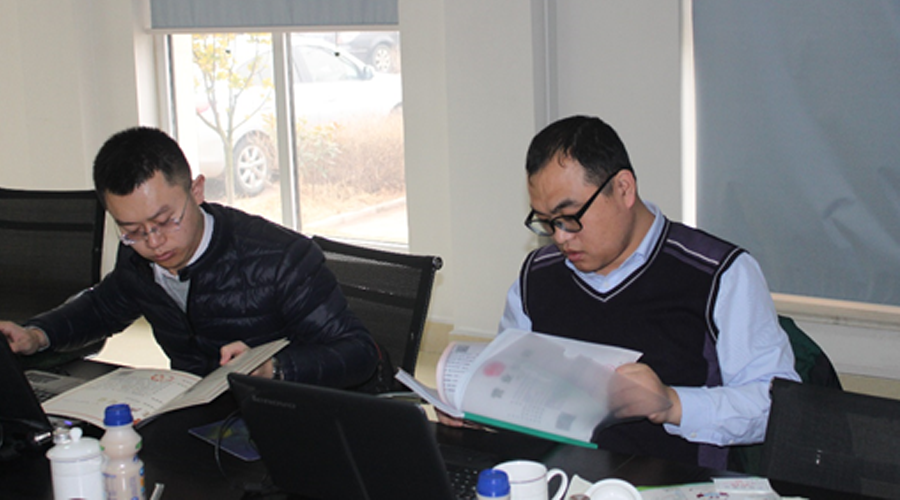 1488331754953739.png 伊利原料奶事业部质量管理部对好博体育足球体系及质量管理认证进行现场复核.png